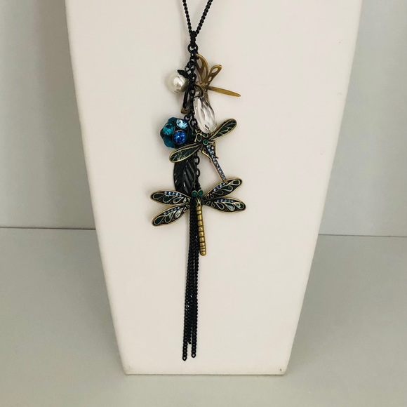 Long dragonfly necklace - Picture 1 of 3